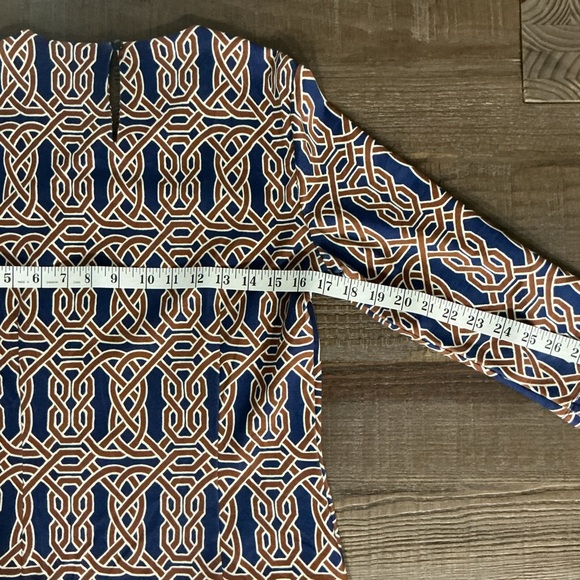 J McLaughlin Elegant Blue and White Patter Catalina Catalyst Dress Celtic Design - Picture 5 of 6